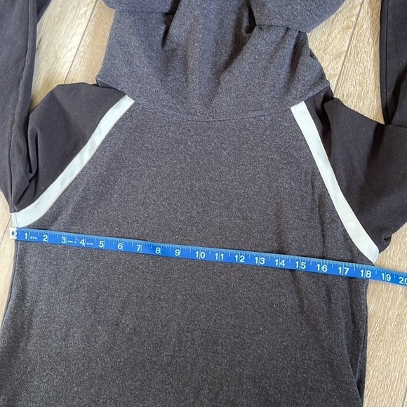 Sweaty Betty Gray Cowl Neck Sweatshirt - Picture 10 of 11